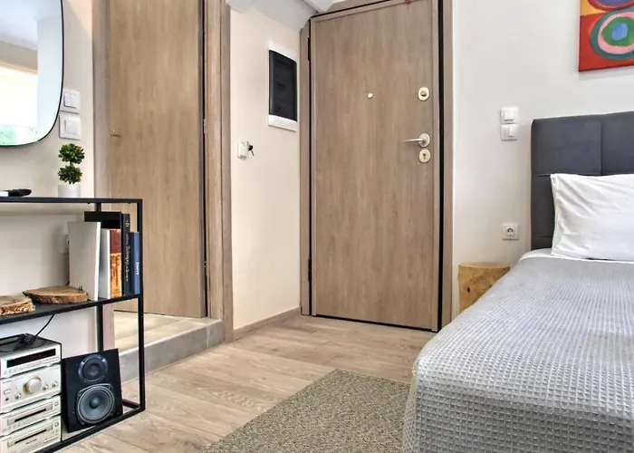 Barbara\'S Apartment